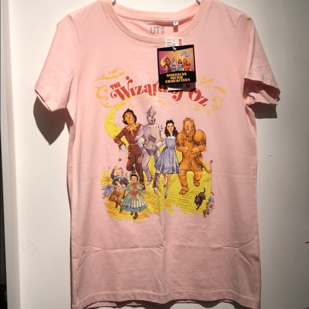 Uniqlo Pink The Wizard of Oz Graphic Tee